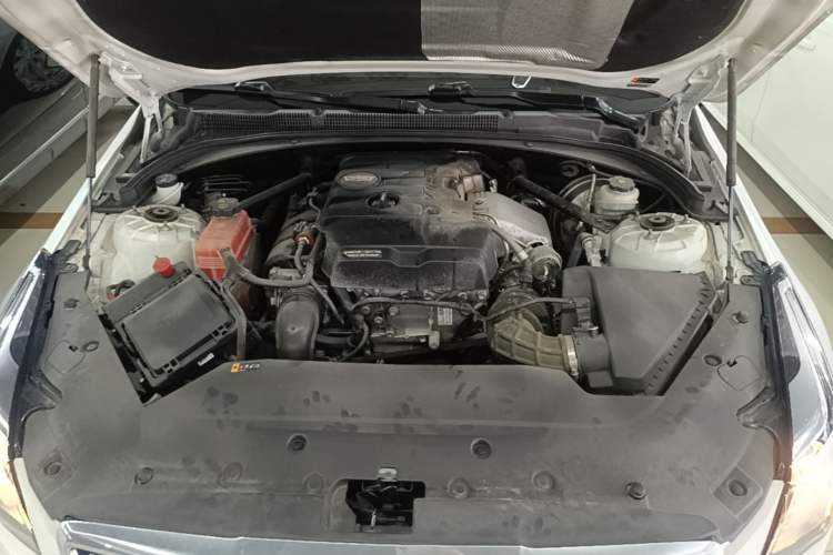 Used Cadillac ATS-L 2017 28T Tech Edition Engine Bay