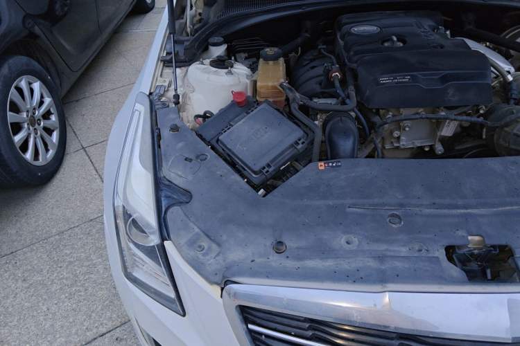 Used Cadillac ATS-L 2017 28T Tech Edition Engine Bay Right