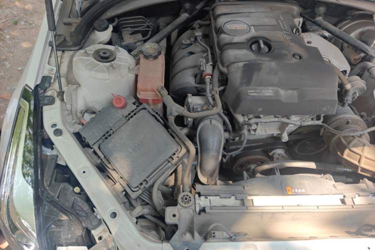 Used Cadillac ATS-L 2017 28T Fashion Edition Engine Bay Right