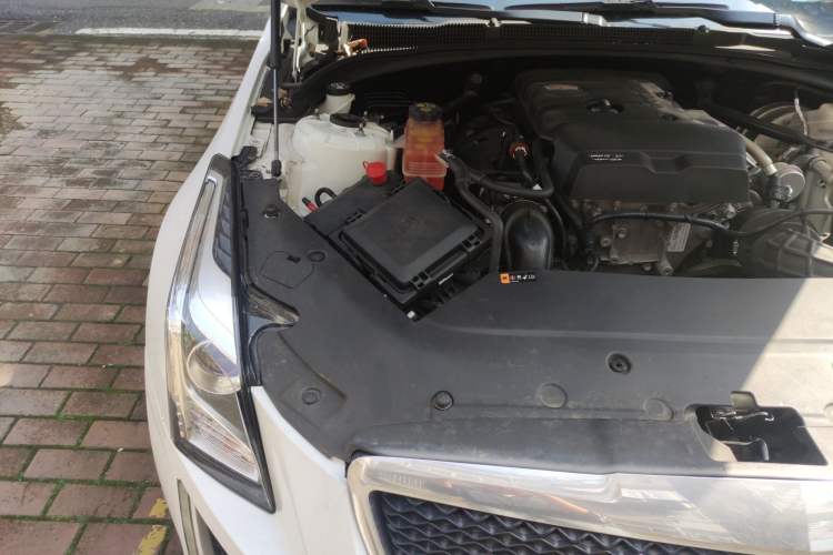 Used Cadillac ATS-L 2017 28T Fashion Edition Engine Bay Right