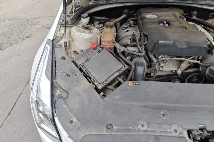 Used Cadillac ATS-L 2017 28T Tech Edition Engine Bay Right