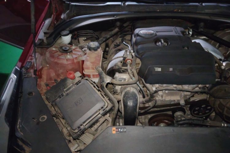 Used Cadillac ATS-L 2017 28T Fashion Edition Engine Bay Right