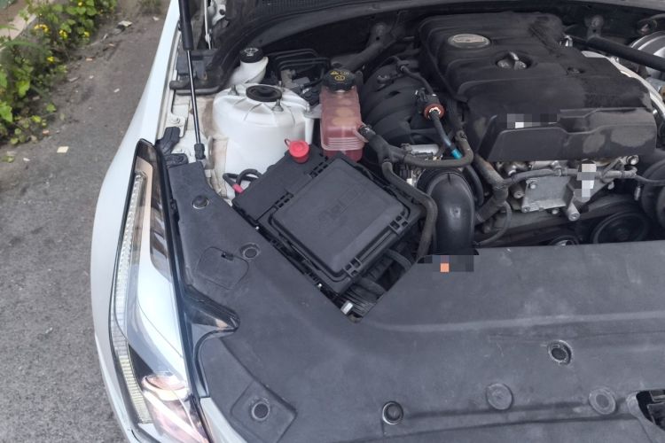 Used Cadillac ATS-L 2017 28T Luxury Model Engine Bay Right