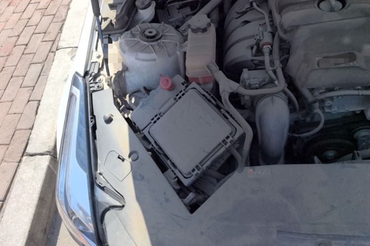 Used Cadillac ATS-L 2017 28T Tech Edition Engine Bay Right