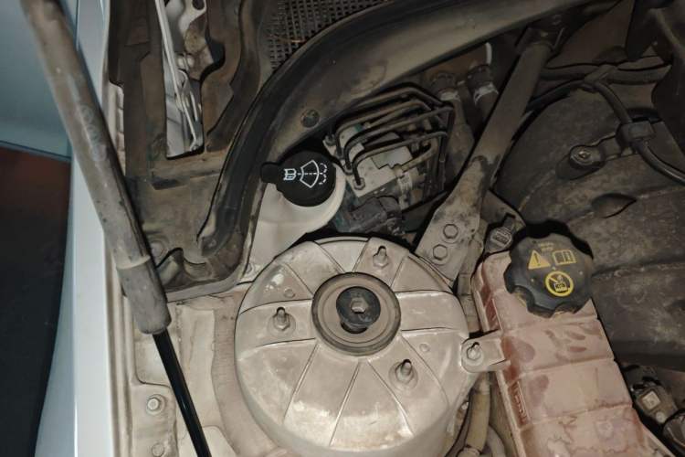 Used Cadillac ATS-L 2017 28T Tech Edition Engine Bay Right