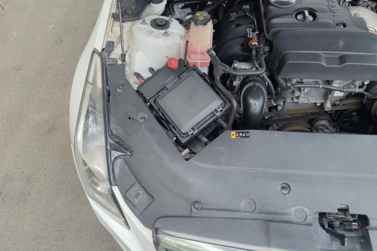 Used Cadillac ATS-L 2017 28T Fashion Edition Engine Bay Right