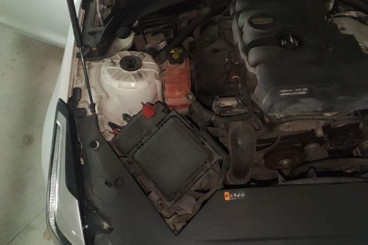 Used Cadillac ATS-L 2017 28T Fashion Edition Engine Bay Right