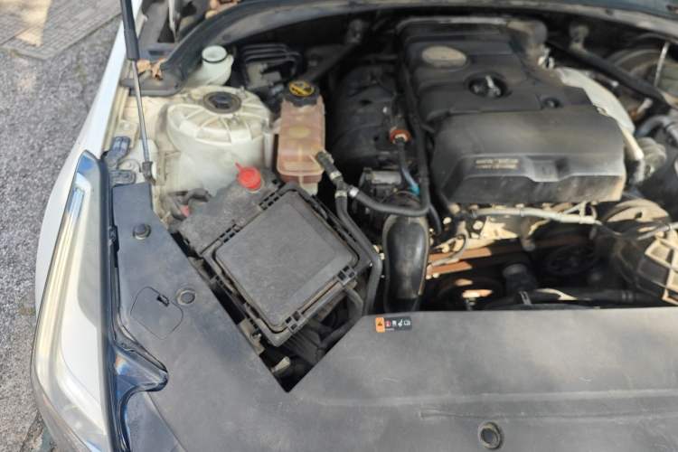 Used Cadillac ATS-L 2017 28T Fashion Edition Engine Bay Right