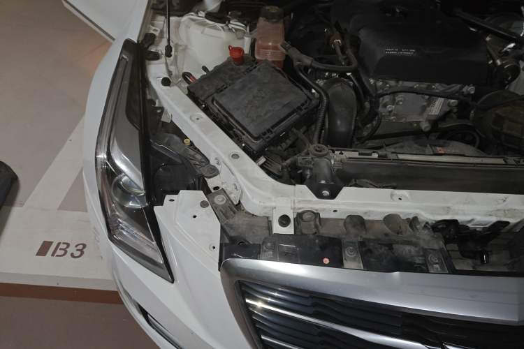 Used Cadillac ATS-L 2017 28T Fashion Edition Engine Bay Right
