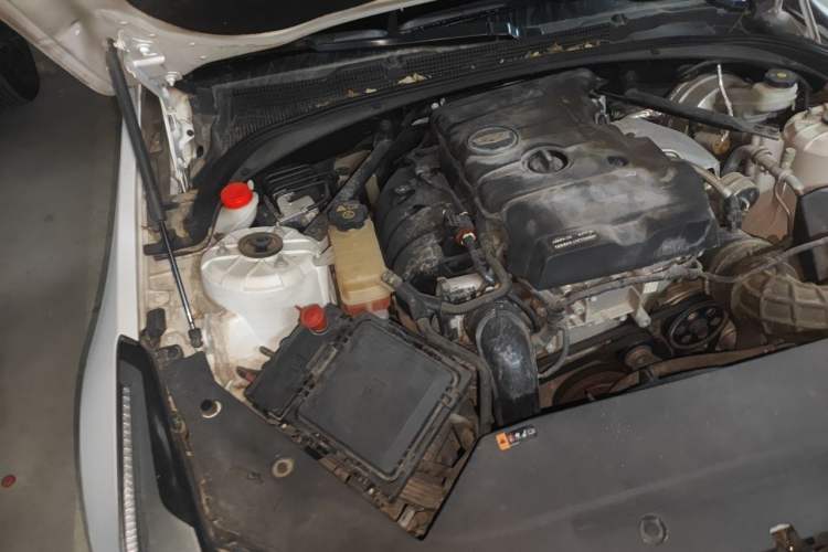 Used Cadillac ATS-L 2017 28T Fashion Edition Engine Bay Right
