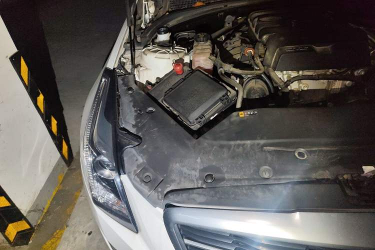 Used Cadillac ATS-L 2017 28T Fashion Edition Engine Bay Right