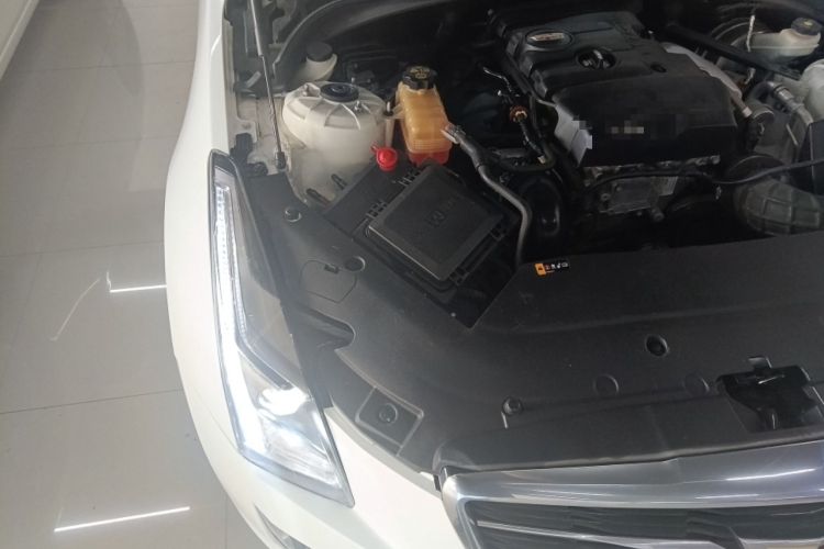 Used Cadillac ATS-L 2017 28T Tech Edition Engine Bay Right