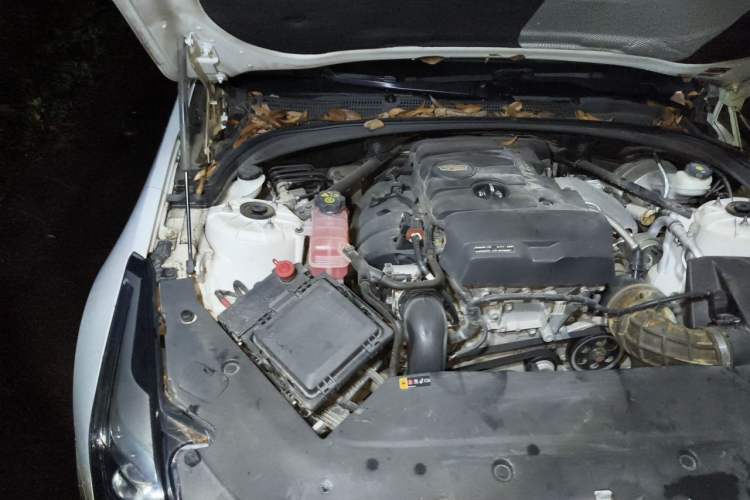 Used Cadillac ATS-L 2017 28T Tech Edition Engine Bay Right