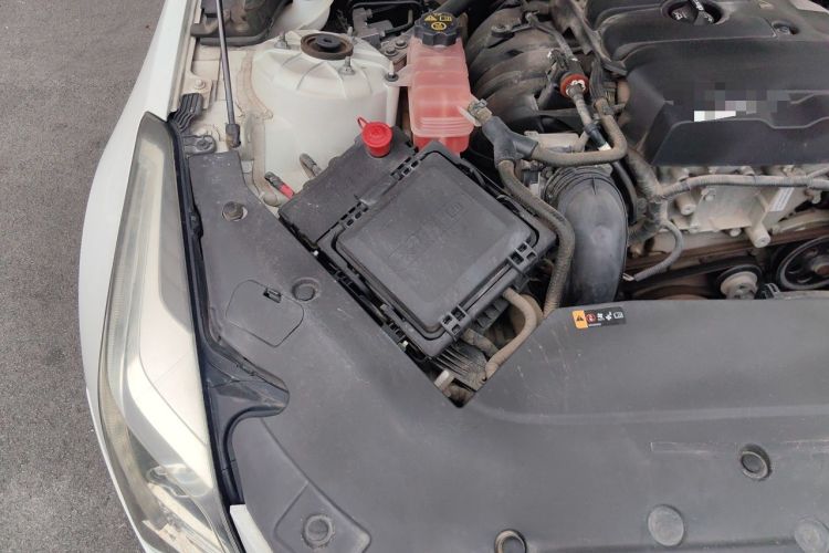 Used Cadillac ATS-L 2017 28T Tech Edition Engine Bay Right