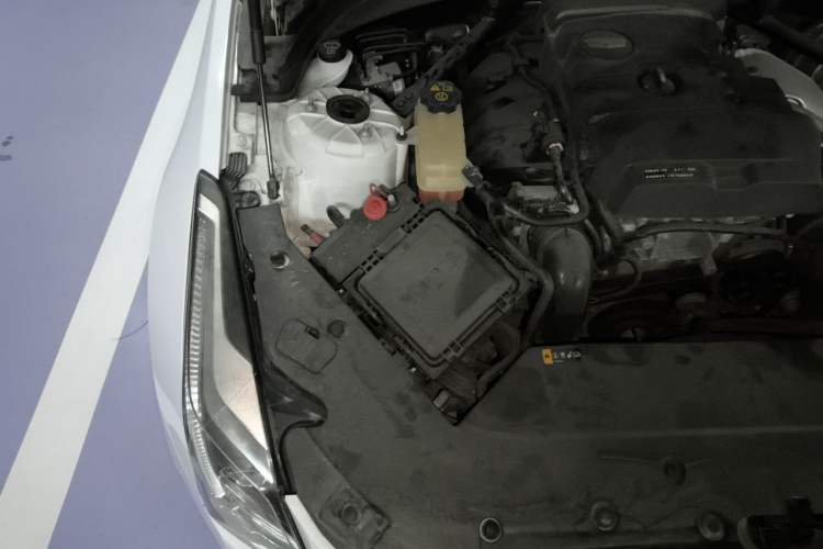 Used Cadillac ATS-L 2017 28T Fashion Edition Engine Bay Right