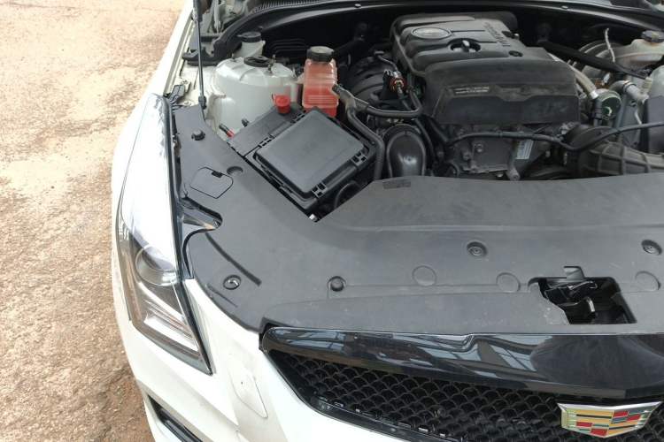 Used Cadillac ATS-L 2017 28T Tech Edition Engine Bay Right
