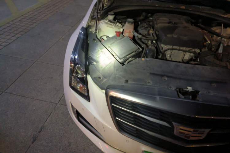 Used Cadillac ATS-L 2017 28T Tech Edition Engine Bay Right