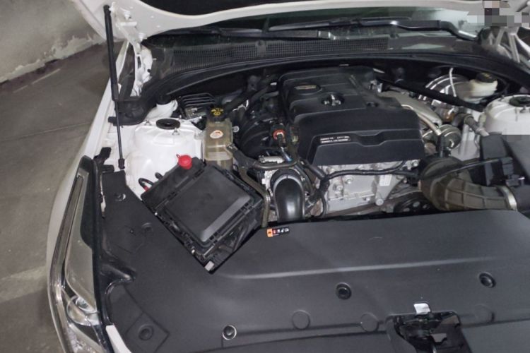 Used Cadillac ATS-L 2017 28T Fashion Edition Engine Bay Right