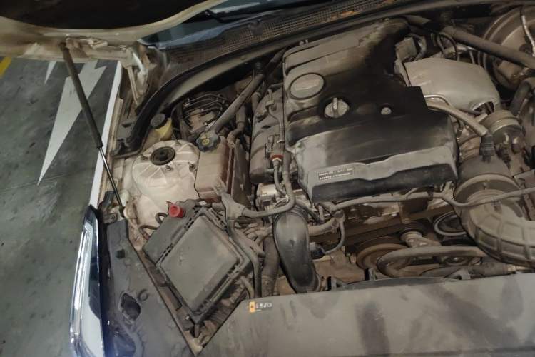 Used Cadillac ATS-L 2017 28T Fashion Edition Engine Bay Right