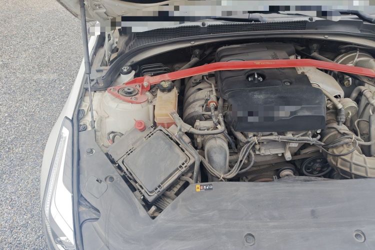 Used Cadillac ATS-L 2017 28T Tech Edition Engine Bay Right