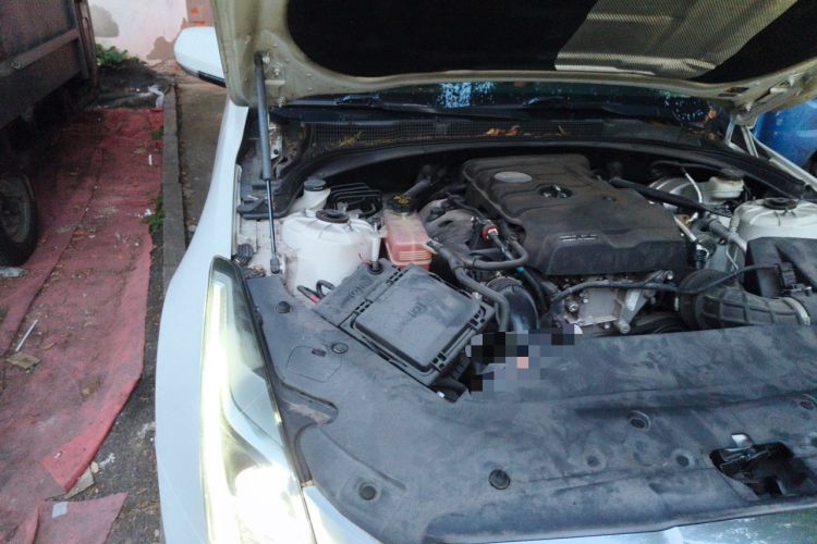 Used Cadillac ATS-L 2017 28T Fashion Edition Engine Bay Right