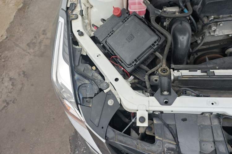 Used Cadillac ATS-L 2017 28T Tech Edition Engine Bay Right