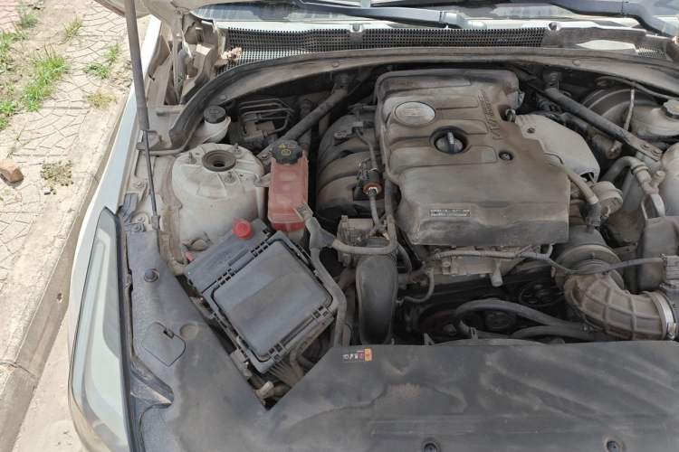 Used Cadillac ATS-L 2017 28T Fashion Edition Engine Bay Right