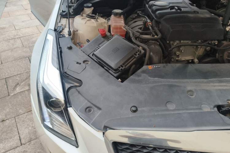 Used Cadillac ATS-L 2017 28T Tech Edition Engine Bay Right