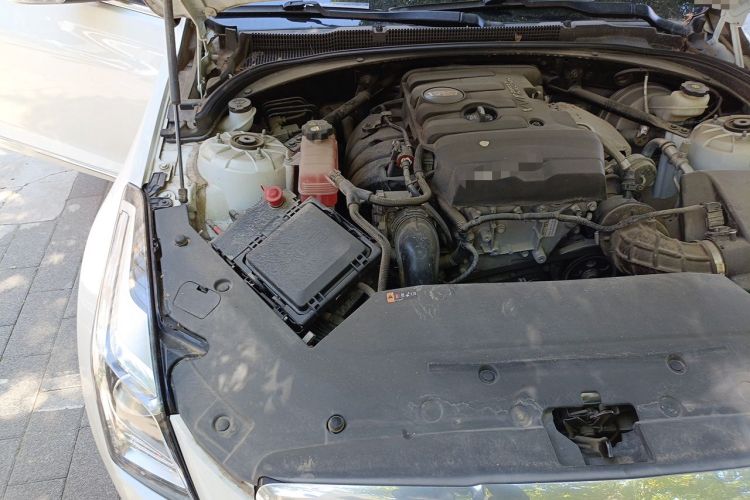 Used Cadillac ATS-L 2017 28T Fashion Edition Engine Bay Right