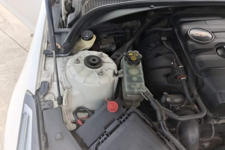 Used Cadillac ATS-L 2017 28T Tech Edition Engine Bay Right