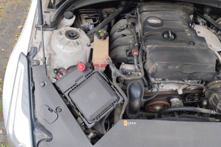 Used Cadillac ATS-L 2017 28T Tech Edition Engine Bay Right