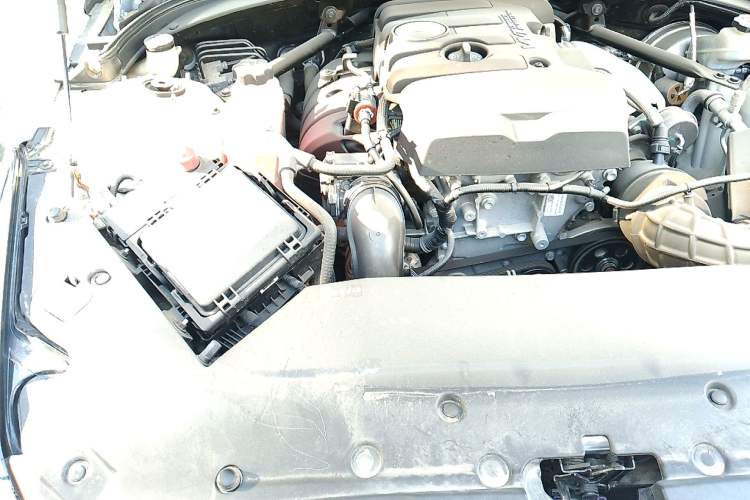 Used Cadillac ATS-L 2017 28T Fashion Edition Engine Bay Right
