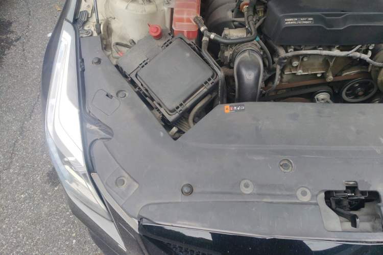 Used Cadillac ATS-L 2017 28T Fashion Edition Engine Bay Right