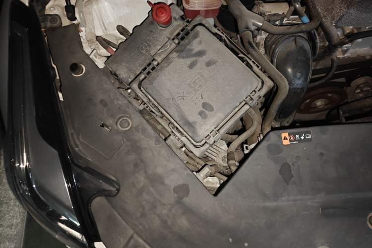 Used Cadillac ATS-L 2017 28T Fashion Edition Engine Bay Right