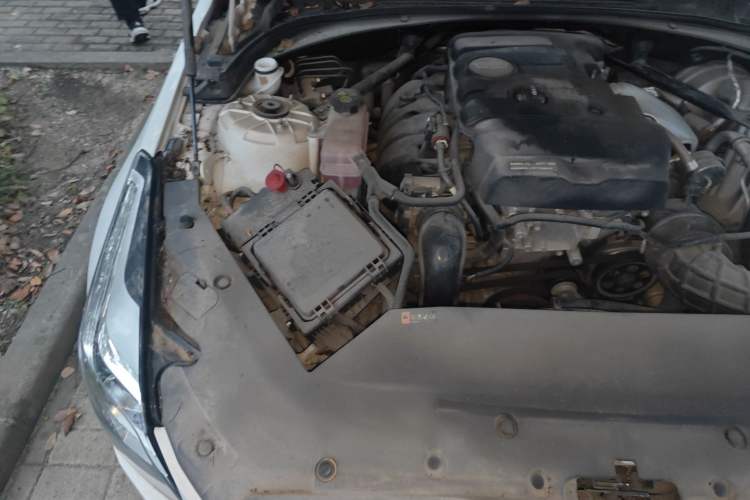 Used Cadillac ATS-L 2017 28T Fashion Edition Engine Bay Right