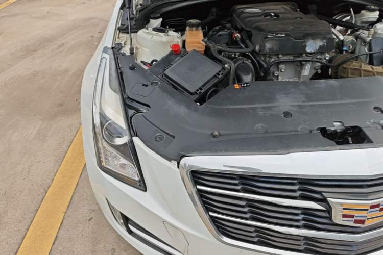 Used Cadillac ATS-L 2017 28T Tech Edition Engine Bay Right