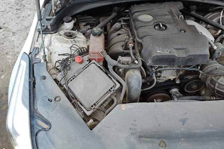 Used Cadillac ATS-L 2017 28T Fashion Edition Engine Bay Right