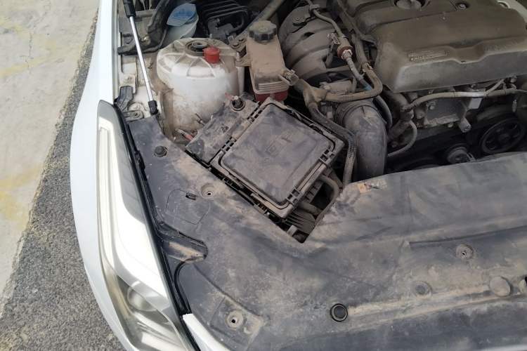 Used Cadillac ATS-L 2017 28T Fashion Edition Engine Bay Right