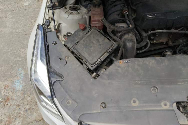 Used Cadillac ATS-L 2017 28T Luxury Model Engine Bay Right