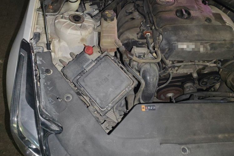 Used Cadillac ATS-L 2017 28T Fashion Edition Engine Bay Right