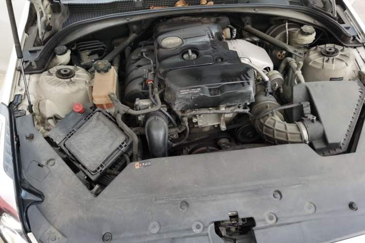 Used Cadillac ATS-L 2017 28T Tech Edition Engine Bay Right