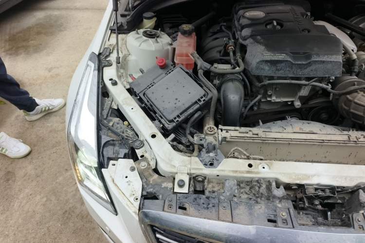 Used Cadillac ATS-L 2017 28T Tech Edition Engine Bay Right