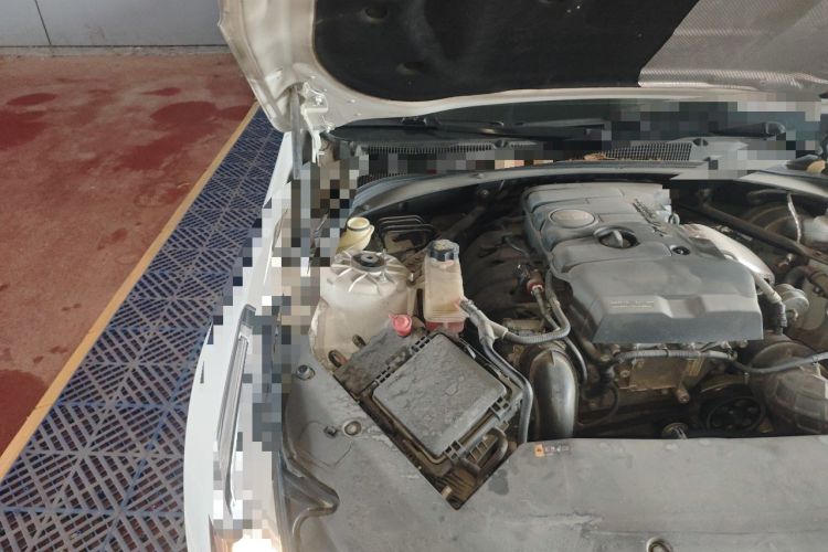 Used Cadillac ATS-L 2017 28T Tech Edition Engine Bay Right