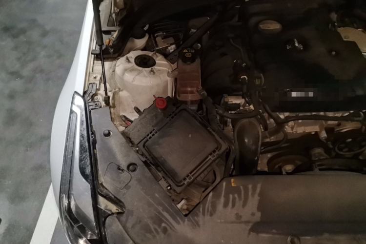 Used Cadillac ATS-L 2017 28T Tech Edition Engine Bay Right