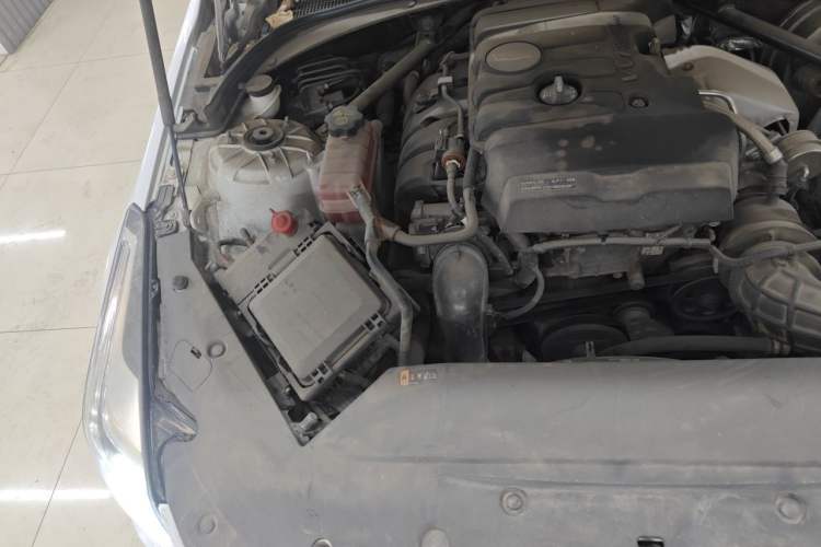 Used Cadillac ATS-L 2017 28T Fashion Edition Engine Bay Right