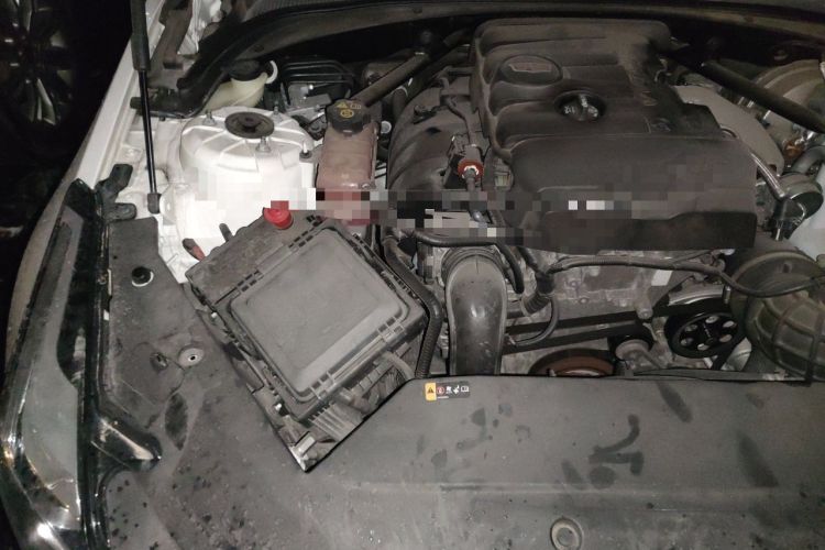 Used Cadillac ATS-L 2017 28T Tech Edition Engine Bay Right