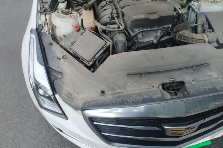 Used Cadillac ATS-L 2017 28T Tech Edition Engine Bay Right