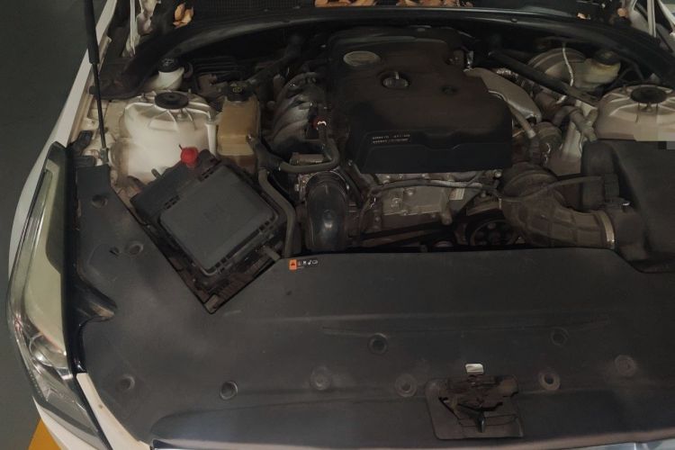 Used Cadillac ATS-L 2017 28T Tech Edition Engine Bay Right