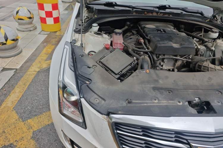 Used Cadillac ATS-L 2017 28T Tech Edition Engine Bay Right
