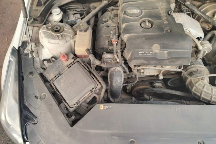 Used Cadillac ATS-L 2017 28T Tech Edition Engine Bay Right